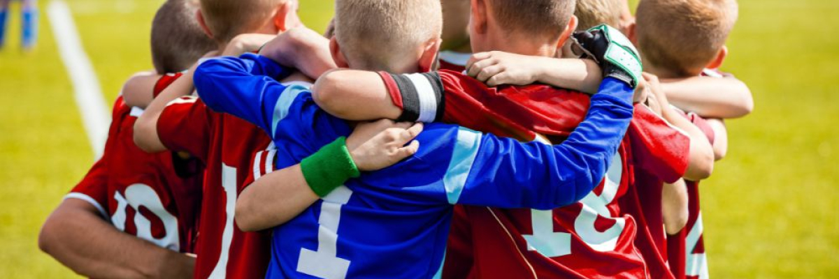 ADULTI E BAMBINI: ABBASSARE LO STRESS , PERCHE' IL CALCIO E' INNANZI TUTTO GIOIA